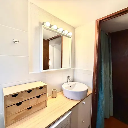 Mini Centuri, Santa Giulia Vila